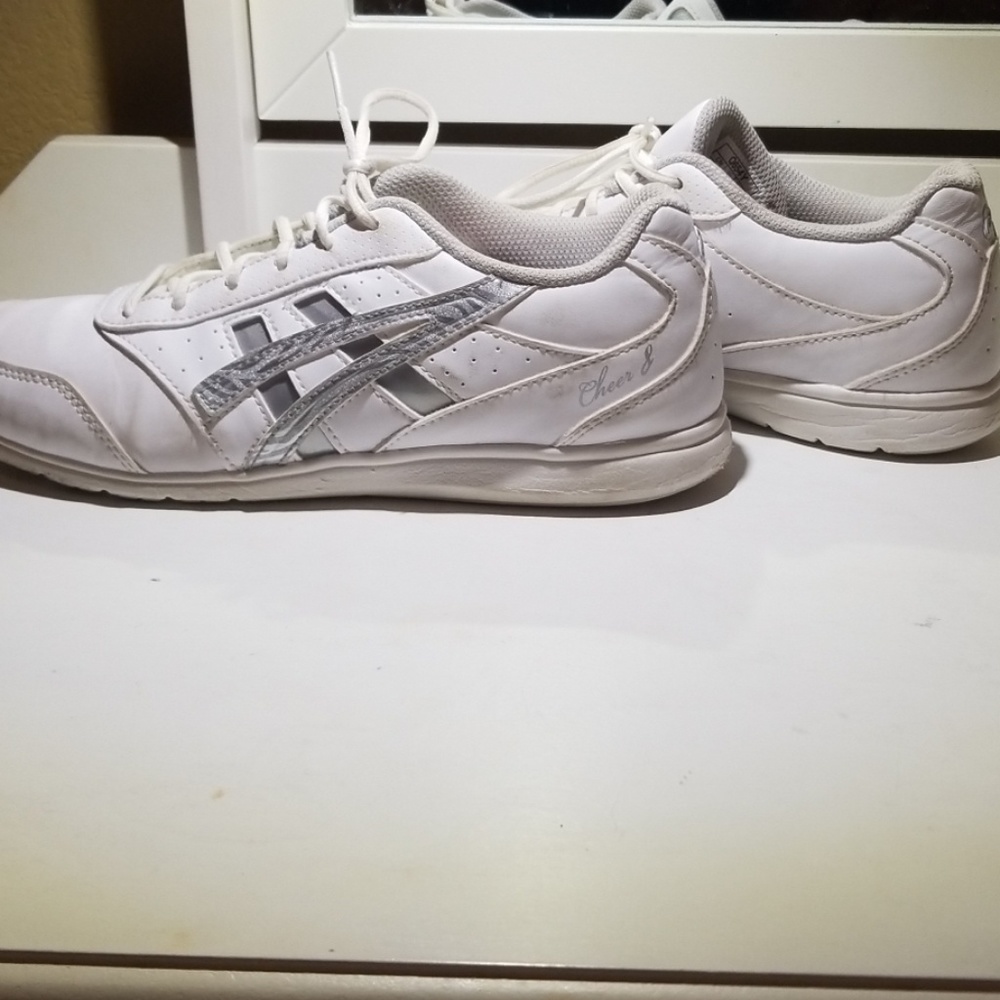 Asics cheer shoes